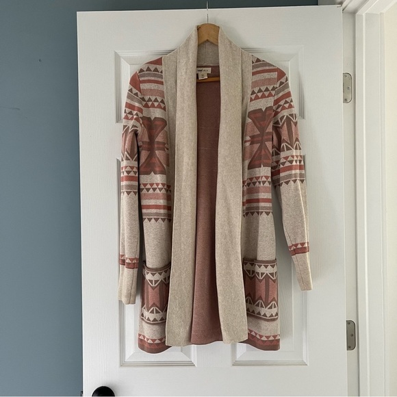 Yes Lola Sweaters - Yes Lola Long Knit Tribal Cardigan Sweater Geometric Tan Rose Brown‎